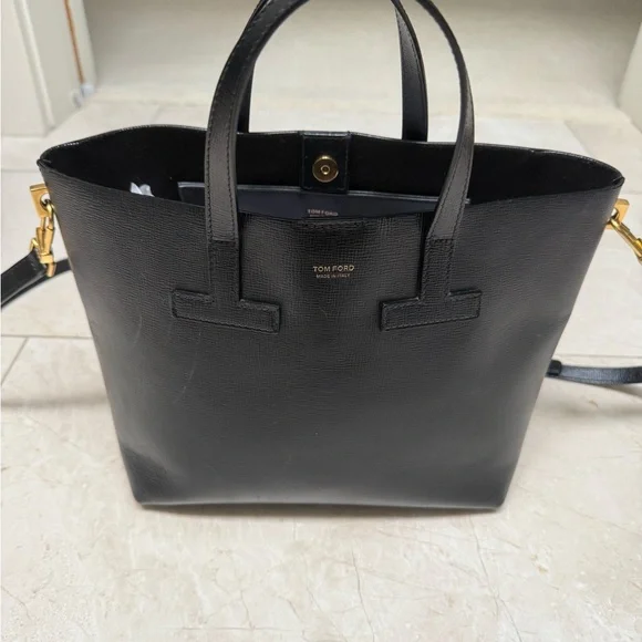 Tom Ford cross body Black Tote with signature “T” straps - Picture 6 of 6